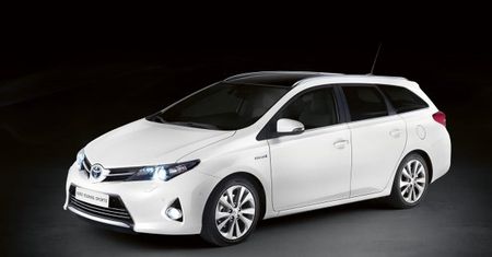 Toyota Auris Touring Sports - witamy ponownie [Paryż 2012]