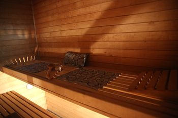 Przewróciła się w saunie. "Przez trzy dni prosiłam"