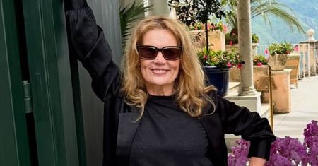 59-letnia Dorota Chotecka zachwyciła internautów, publikując fotkę w bikini: "Cudowna kobieta"