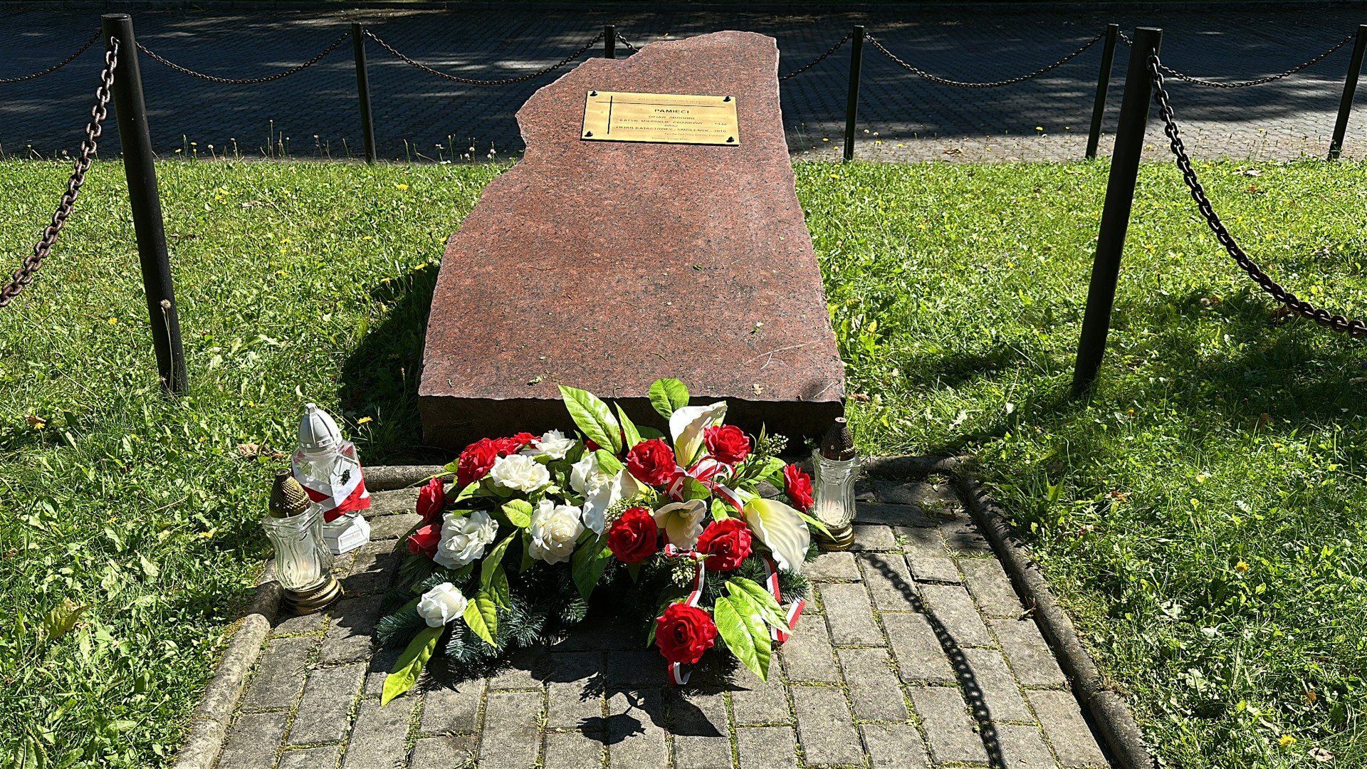 Skwer Katyński i park militarny w Czchowie