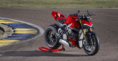 Nowe Ducati Streetfighter V4 i V4 SP. Rakieta ziemia-ziemia