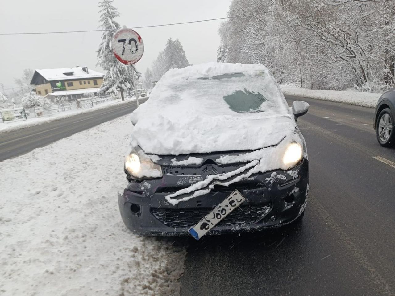 Jechał Citroënem "na czołgistę". To nie mogło się dobrze skończyć