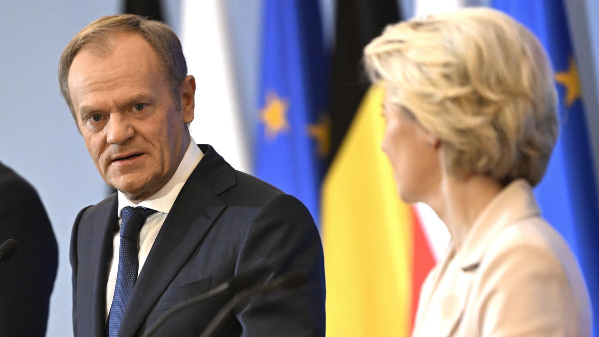 WARSAW, POLAND - FEBRUARY 23 : Belgian PM Alexander De Croo and the President of the European Commission Ursula von der Leyen  to Poland and Ukraine - Plenary meeting with the Polish PM Donald Tusk  , on February 23, 2024 in Warsaw, Poland, 23/02/2024 ( Photo by Didier Lebrun / Photonews via Getty Images)