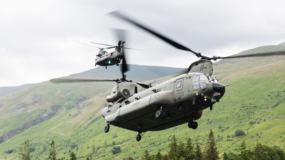 Brytyjskie śmigłowce transportowe CH-47