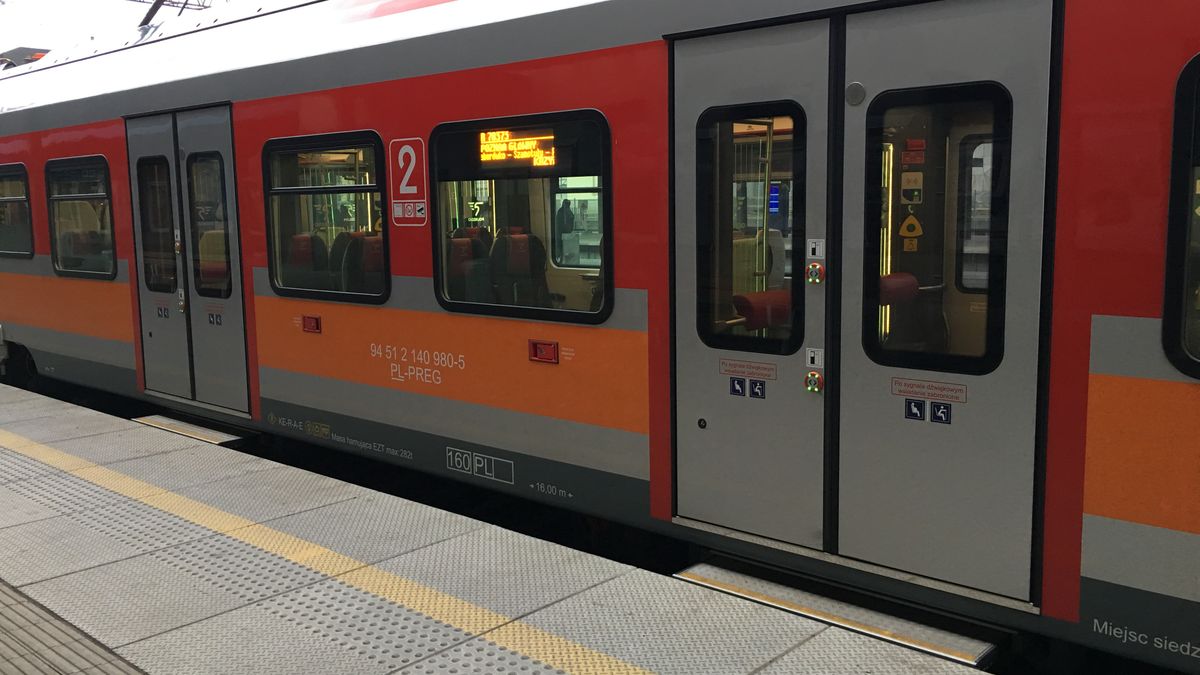 Kobieta razem ze swoimi dziećmi podróżowała z Przemyśla do Warszawy