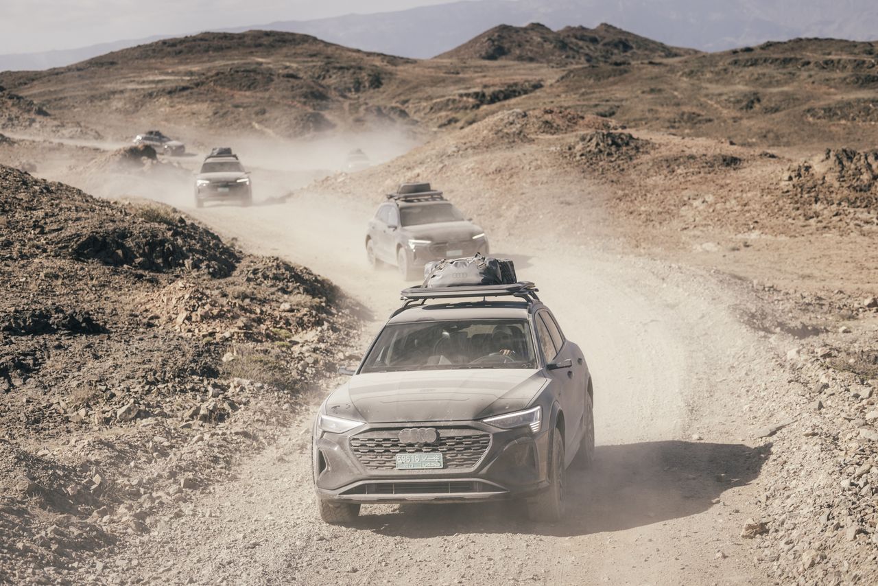 Audi Q8 e-tron edition Dakar