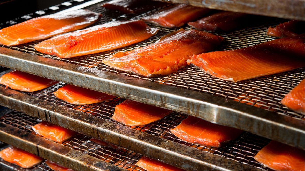 Gigant od łososi rozpycha się w Europie