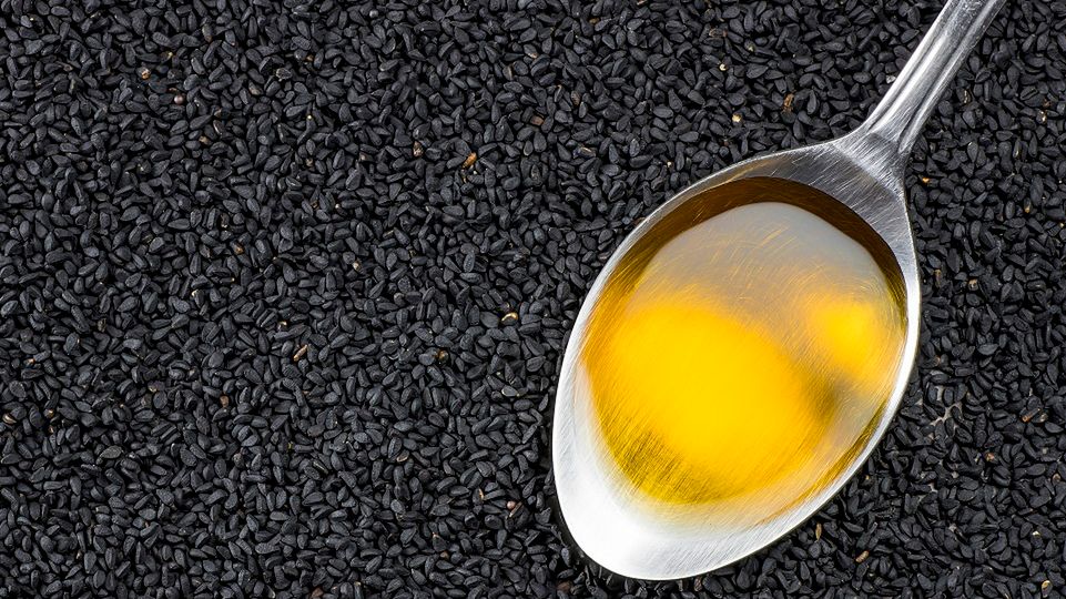 Cudowne właściwości oleju z czarnuszki