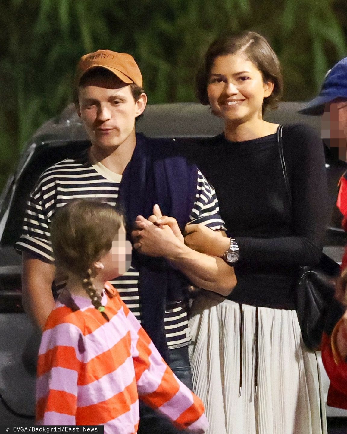 Tom Holland i Zendaya na kolacji z przyjaciółmi