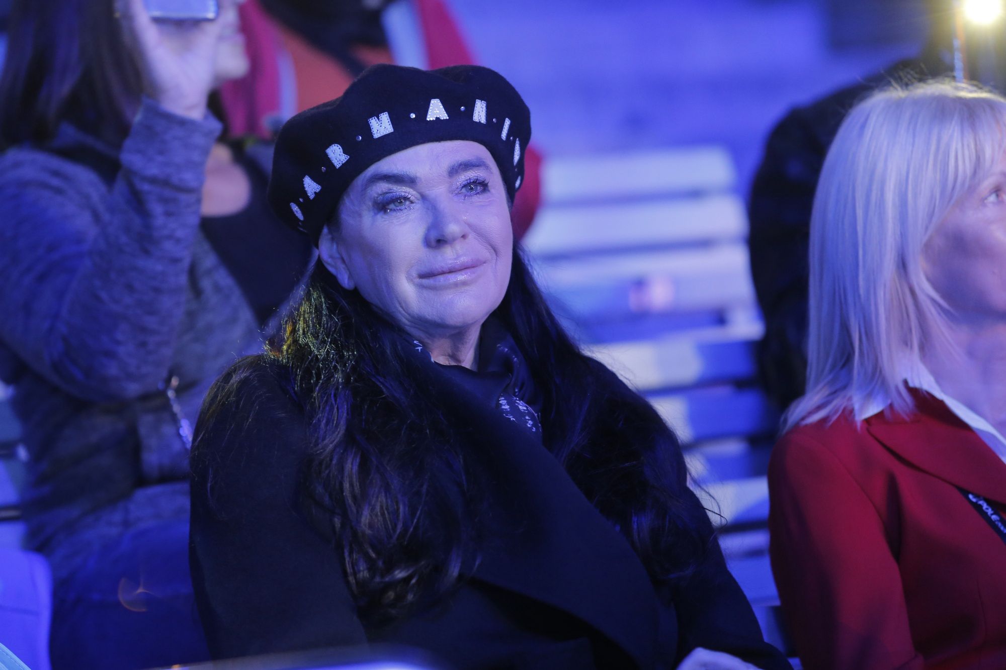 Ewa Krawczyk, wdowa po Krzysztofie Krawczyku, płacze podczas występu Ani Dąbrowskiej śpiewającej "Bo jesteś ty"