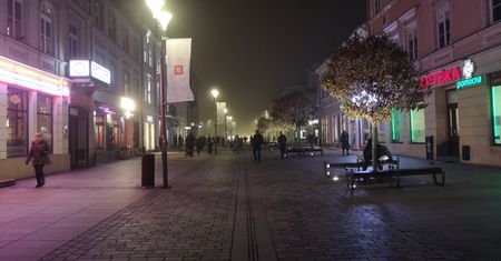 Kontrowersyjny projekt uchwały wycofany z porządku obrad. Nie będzie nocnego zakazu sprzedaży alkoholu w centrum miasta