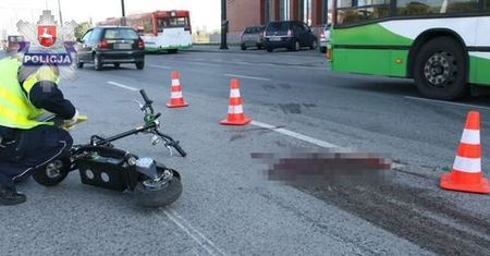 Poszukiwani świadkowie potrącenia 10-latka przez autobus