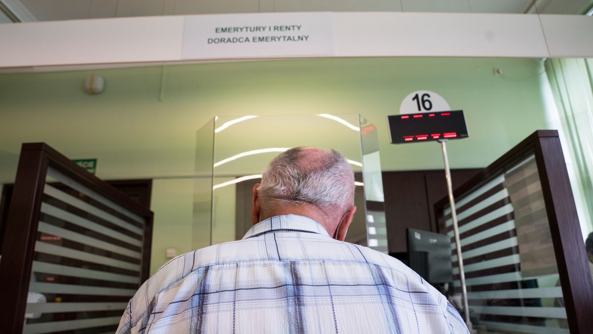 Pracował przez 62 lata. Dostaje ponad 30 tys. zł emerytury (money.pl, Fot: Rafał Parczewski)