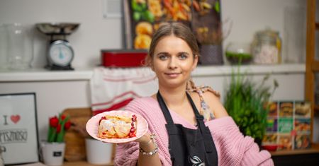Nazywają to ciasto "niewidzialnym". Znika prawie natychmiast po podaniu