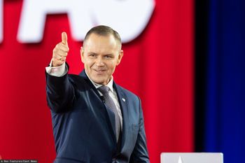 Ślubowanie sędziów TK. Ponad połowa Polaków oczekuje ruchu Nawrockiego