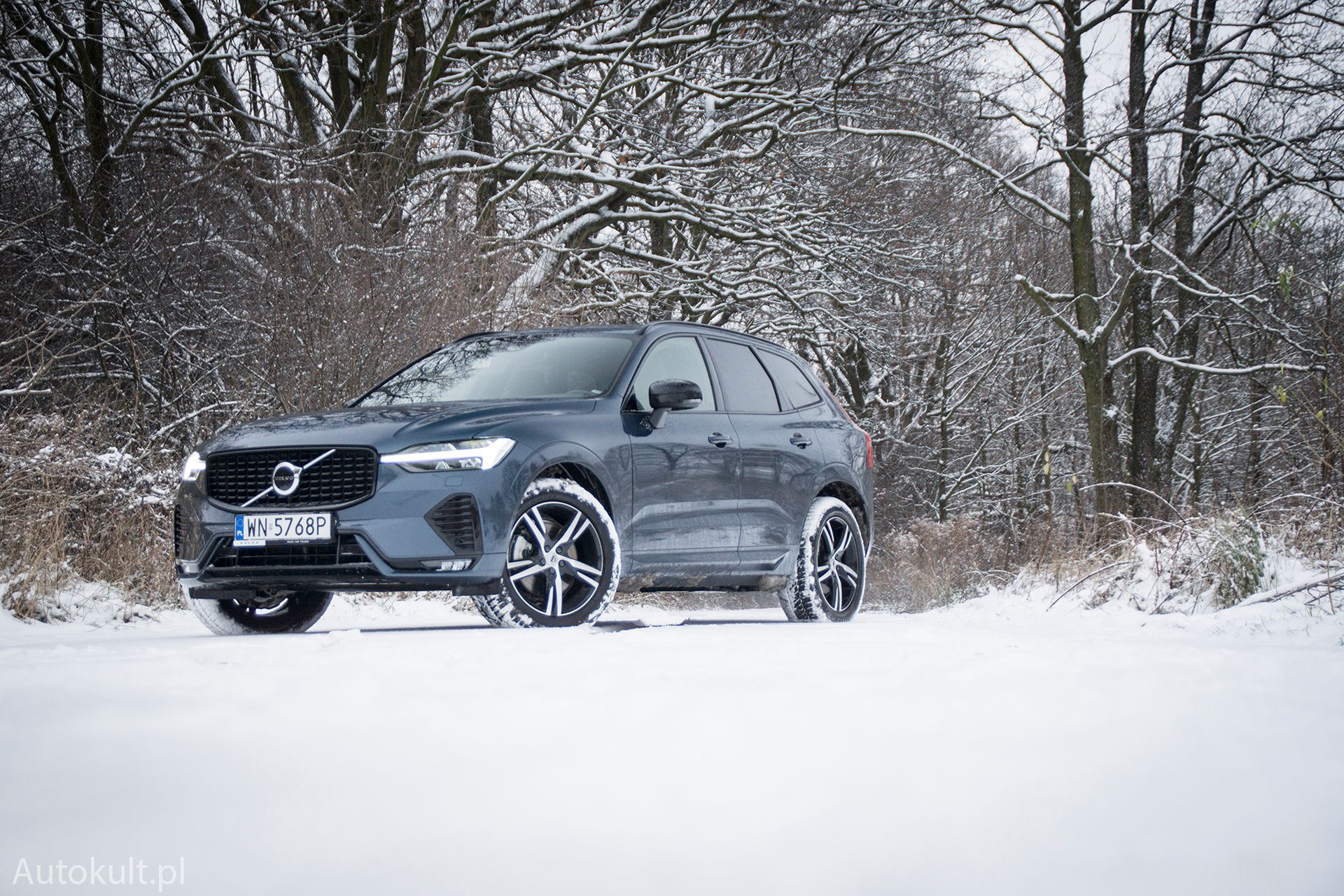Volvo XC60 B4 face lifting (2022)