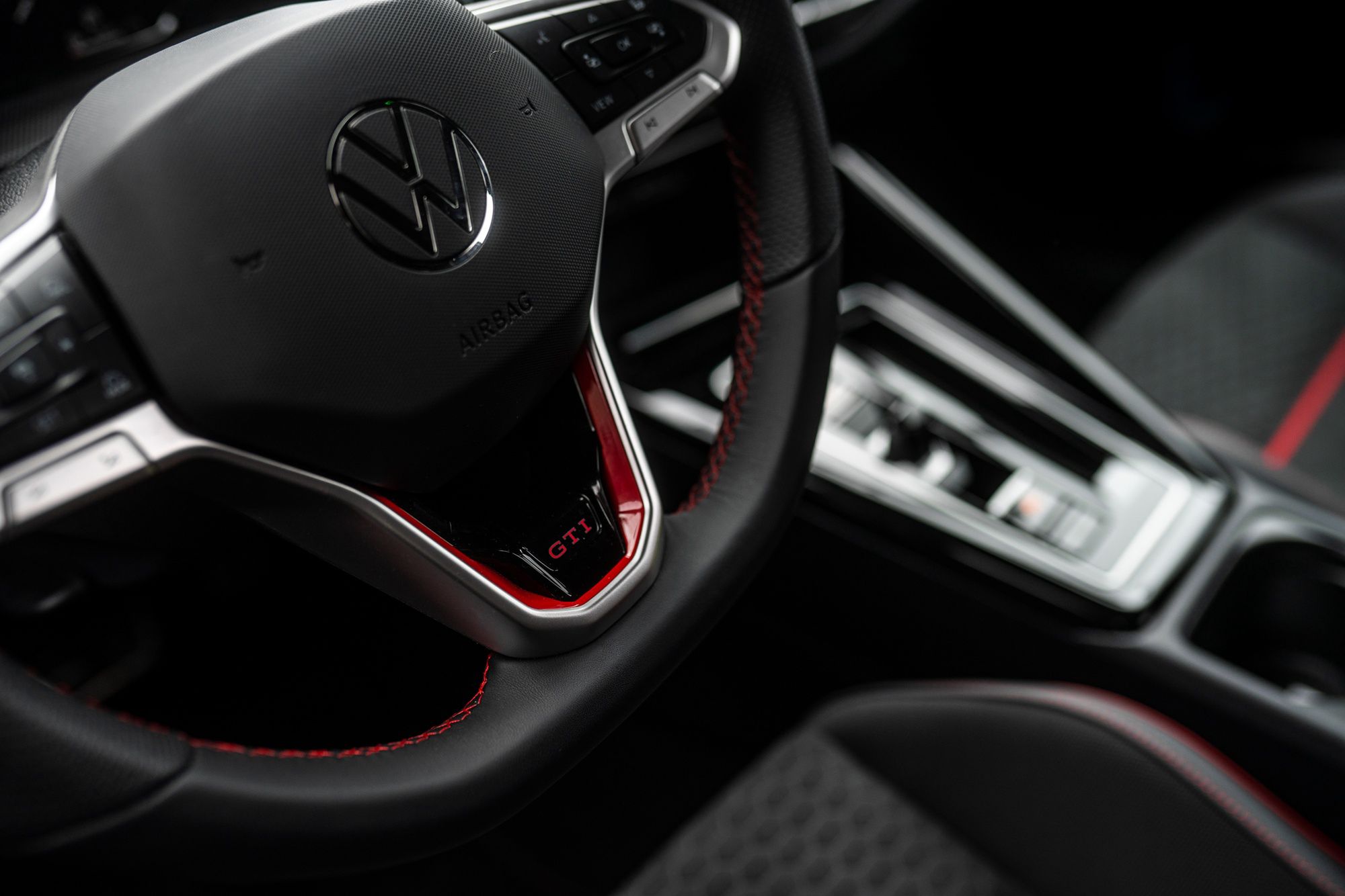 Gran turismo: Volkswagen Golf GTI Clubsport i R w Alpach
