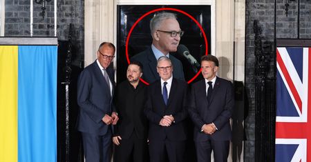 Polskę pominięto przy stole. "Nieobecność to błąd strategiczny"