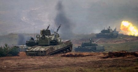 Rosja zaatakowała Ukrainę! Eksplozje w kolejnych miastach