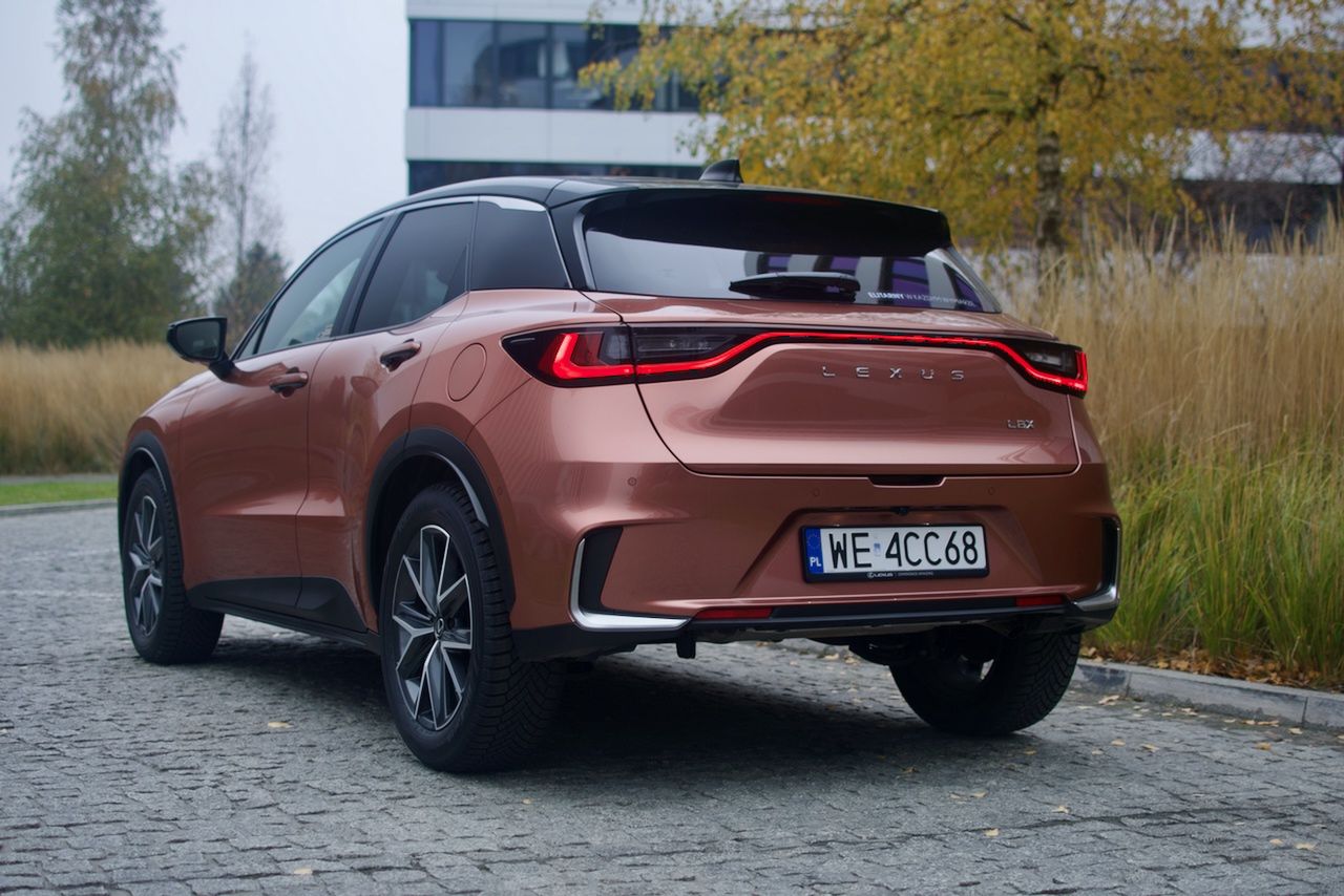 Lexus LBX