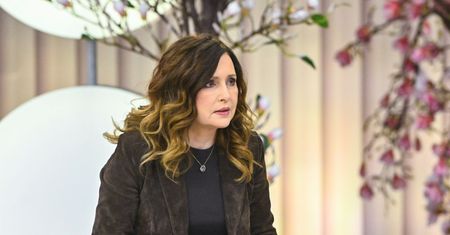 "Nie mają odwagi". Ostro mówi o polskich politykach
