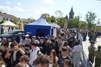 Ogromna ciężarówka stanęła w środę na koneckim rynku. Jest głównym elementem akcji policji Escape Truck