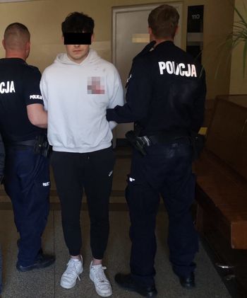 Warszawa: Areszt dla 22-latka. Usiłował zabić przed sklepem w Ursusie