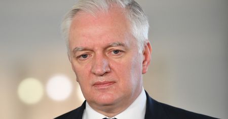 Firmy sprawdzą, czy pracownik jest zaszczepiony? Gowin za rozszerzeniem obostrzeń