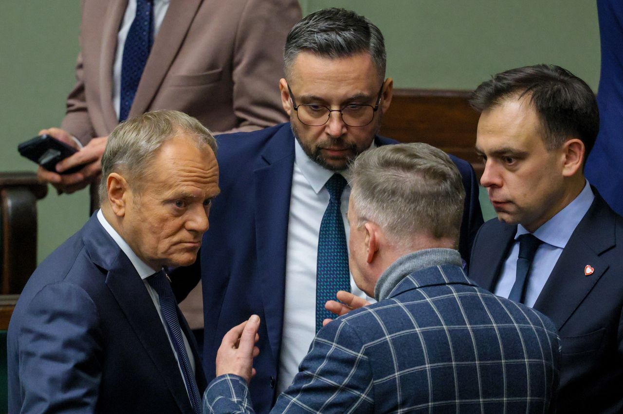 Na zdjęciu Donald Tusk, Marcin Kulasek, Dariusz Wieczorek, Andrzej Domański
