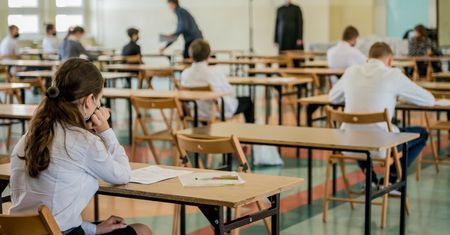 Co piąty nauczyciel w Warszawie dostał niższą pensję, nawet o kilkaset złotych