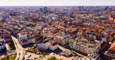 Pogoda w Poznaniu. Prognoza na czwartek, 13 marca 2025. Będzie chłodniej i z przelotnymi opadami