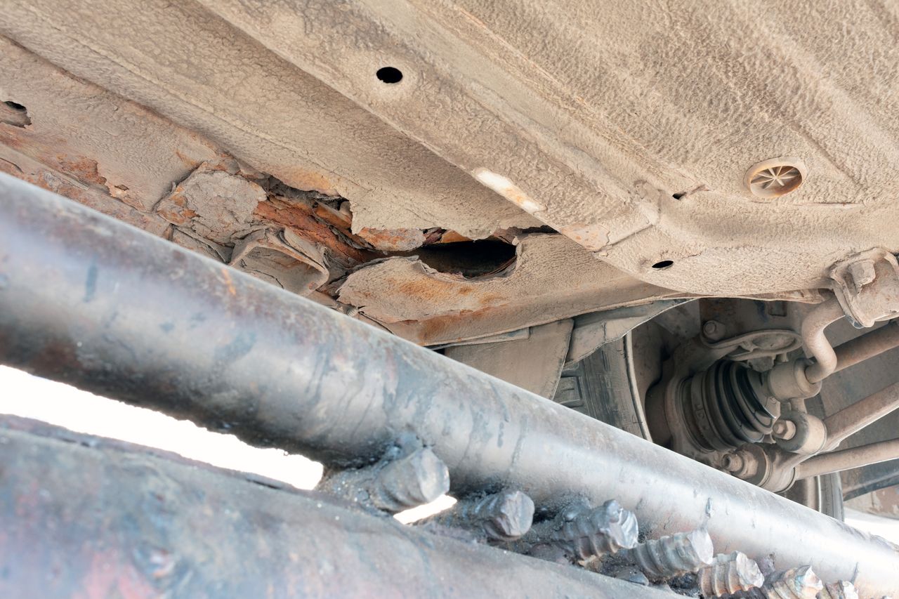 Konserwacja podwozia – po co stosować i jak nakładać?