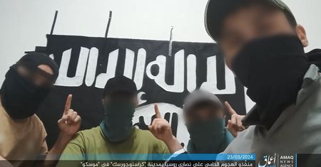ISIS stoi za zamachem w Rosji? Zwracają uwagę na stroje