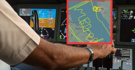 Pilot wykreślił na radarze napis. Nietypowy lot testowy nad Liverpoolem