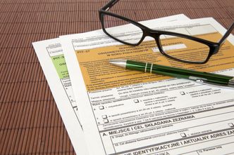 Jak skutecznie złożyć PIT przez internet? Praktyczny przewodnik rozliczenia podatku online