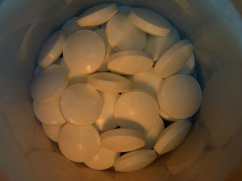 Lek przeciwbólowy znika z aptek. Pilne wycofanie GIF