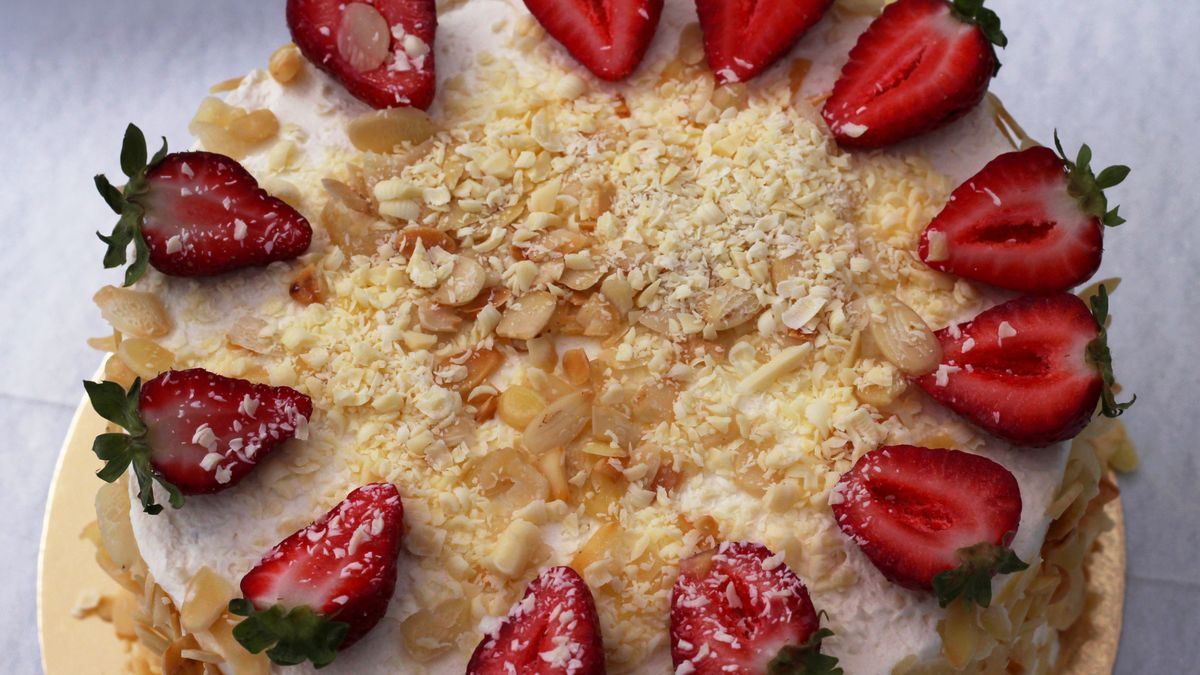 Domowy tort bez pieczenia