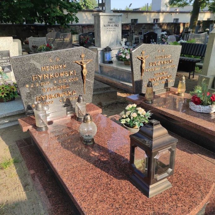Grób żony i rodziców Ryszarda Rynkowskiego