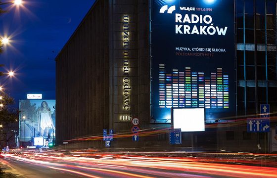 Radio Kraków: 86 proc. wpływów z abonamentu i rekompensaty, 42 proc. mniej z reklam, 1,3 mln zł zysku