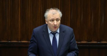 Coraz większa część długu poza budżetem. Jednak rząd twierdzi, że nie ma "nic do ukrycia"