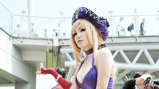 Śliczne azjatki z tokijskiego konwentu Comiket 1