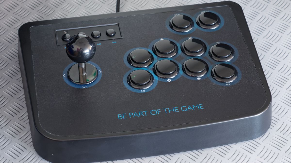 Lioncast Arcade Fighting Stick – test dżojstika arcade nie tylko dla fanów retro 1