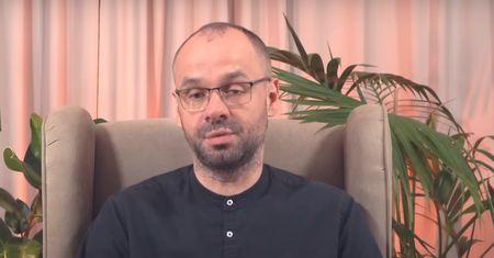 Jesteś zestresowany i odczuwasz lęk? Znany specjalista tłumaczy, jakie ziola ci pomogą