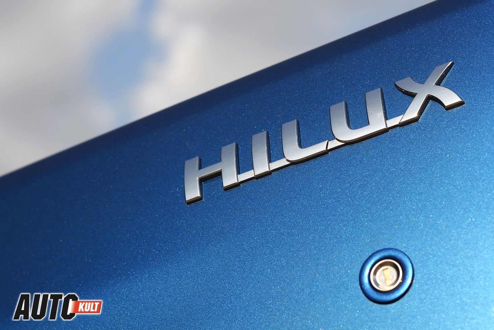 Toyota Hilux SR5 3,0 D4D A/T - test [galeria zdjęć] 12