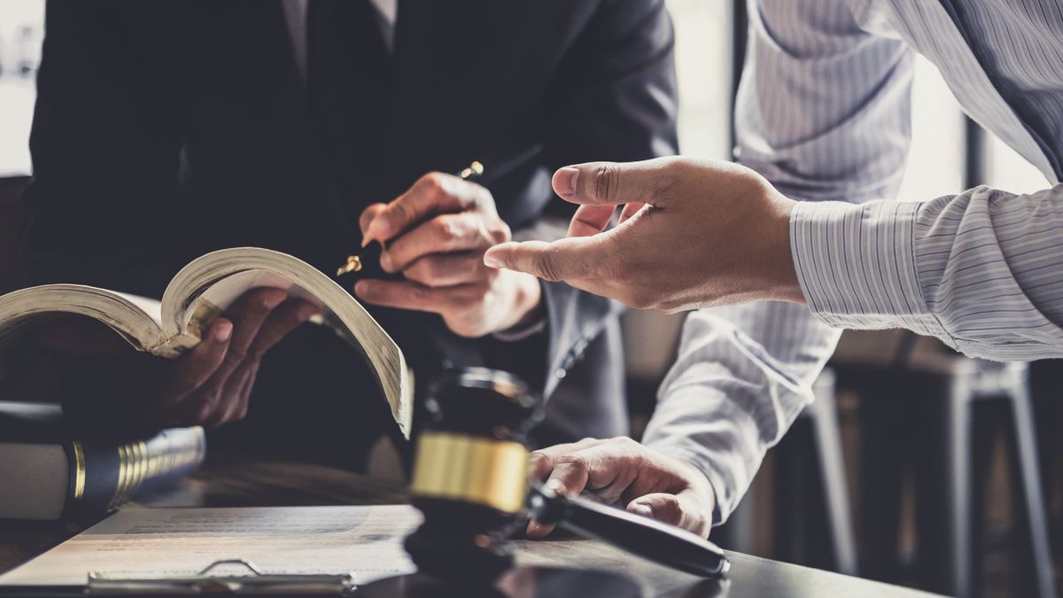 Pensje prawników poszybowały w trakcie pandemii 