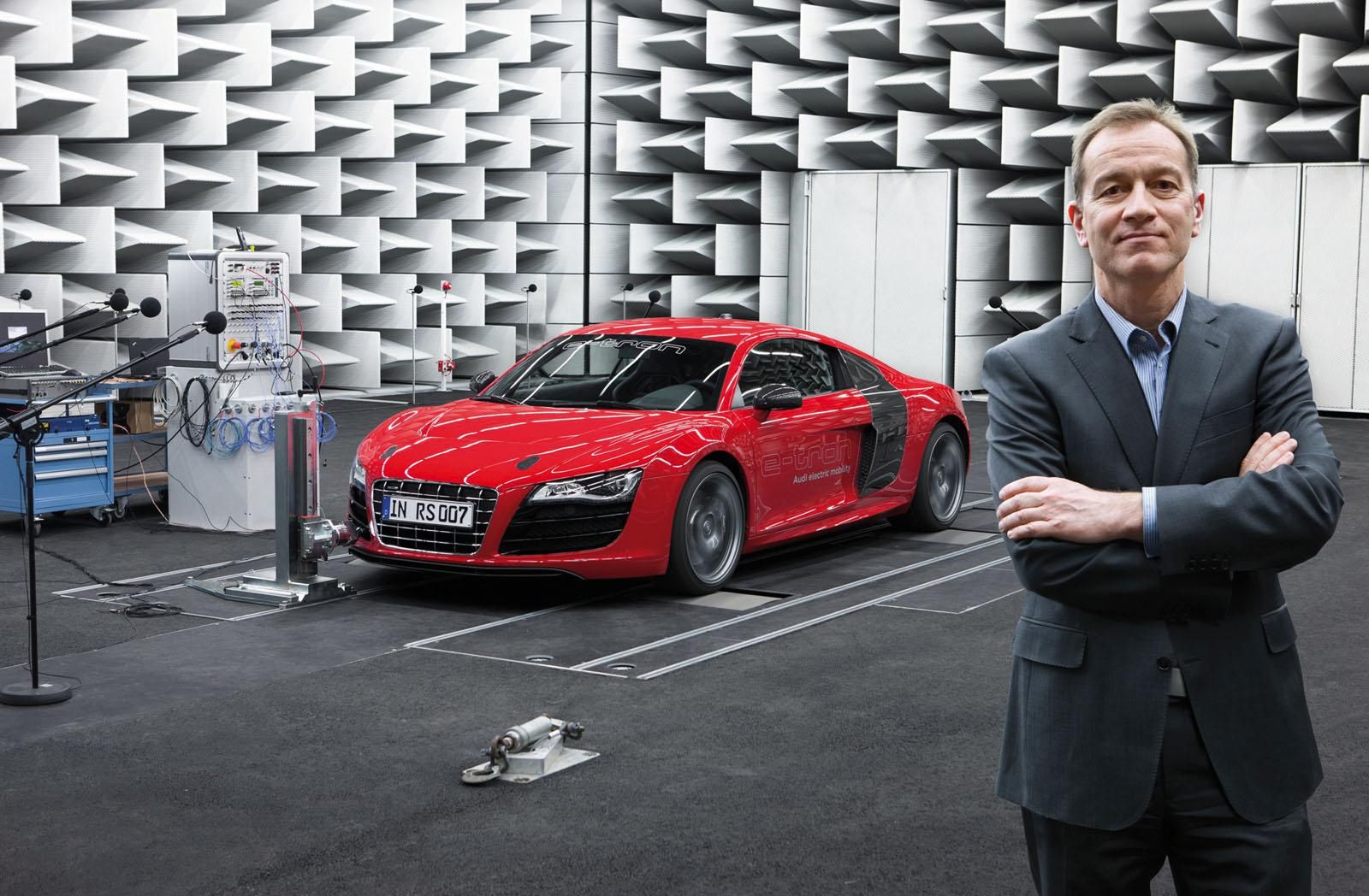 Audi R8 e-tron - niespełnione elektryczne marzenie [galeria] 37