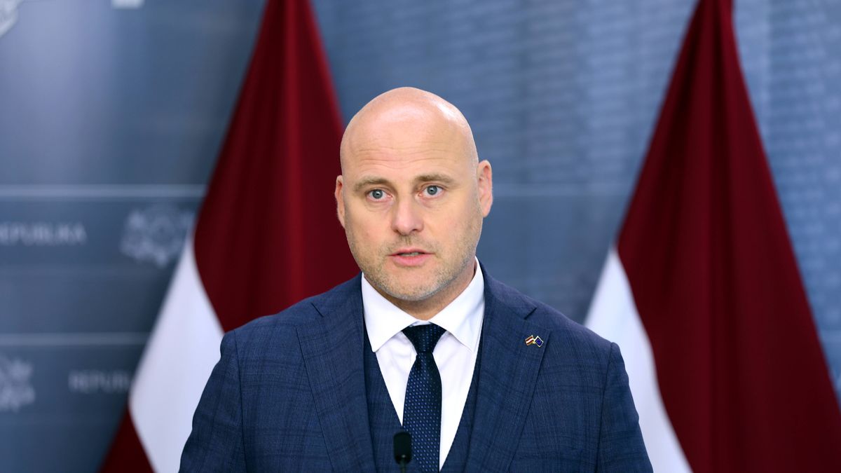 President of the European Council Antonio Costa visits Latvia
epa13193154 Latvian Prime Minister Andris Kulbergs attends a joint press conference with the President of the European Council, Antonio Costa (not pictured), after their meeting in Riga, Latvia, 26 August 2026. Antonio Costa is visiting EU leaders in their capitals on his annual 'Tour des Capitales.'  EPA/TOMS KALNINS 
Dostawca: PAP/EPA.
TOMS KALNINS
visit, meeting, politics, politicians, officials, eu, european union, european council, presser
