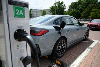 Wzrost o ponad 100 proc. Polacy kupują auta elektryczne