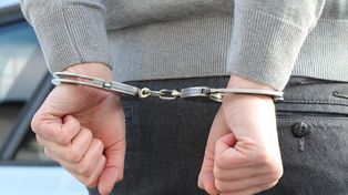 Ukrywał się przez 11 lat. Złapali go „łowcy głów”