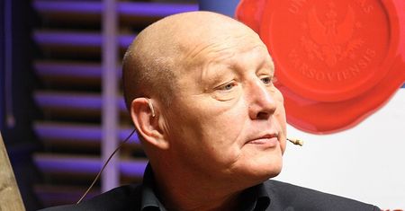 Zaskoczeni? Tak mieszka jasnowidz Jackowski. Odwiedzili go z kamerą